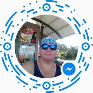 Meet your Posher, Kinsella